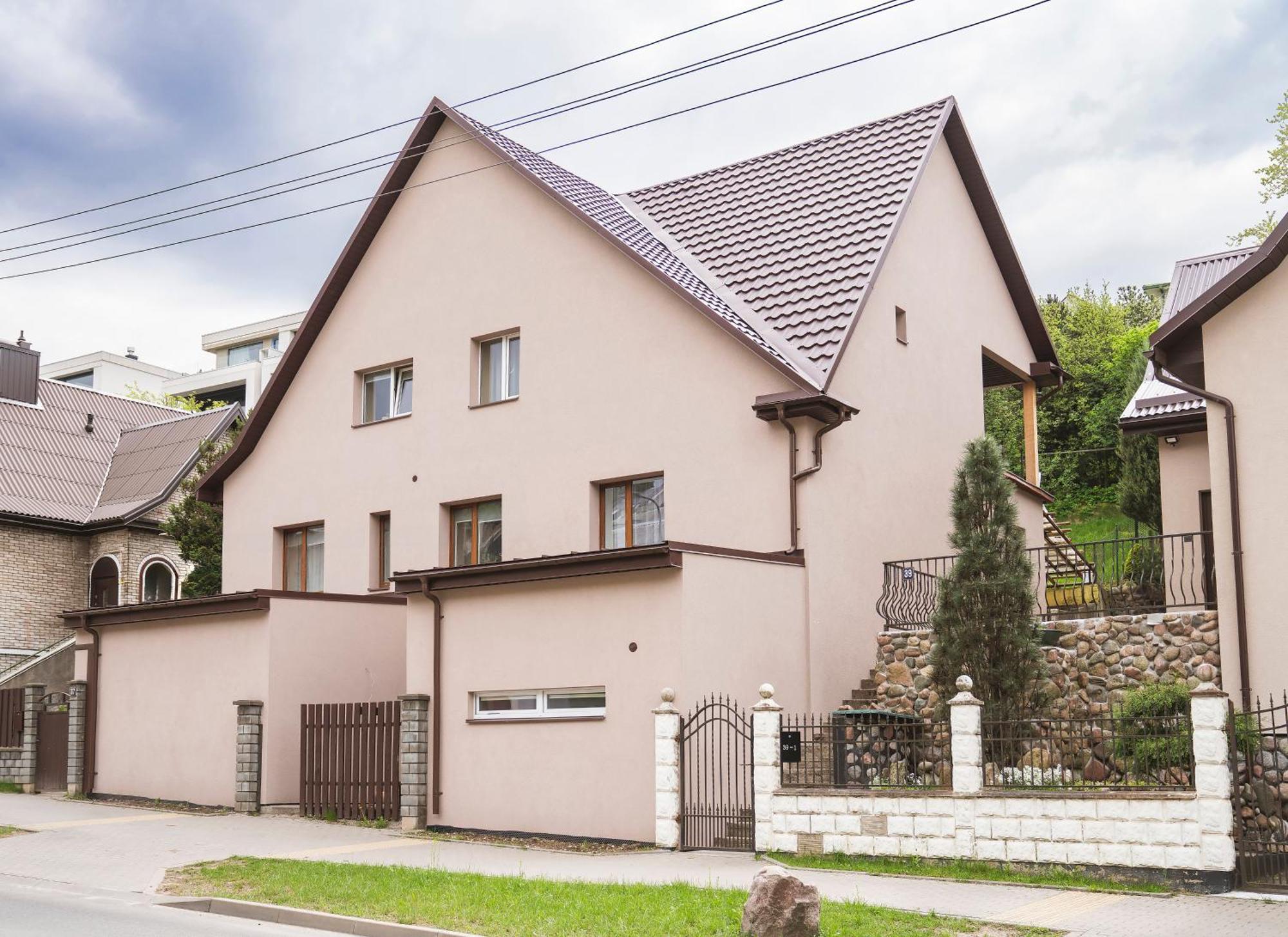 Apartment In Garage With Free Parking Kowno Zewnętrze zdjęcie